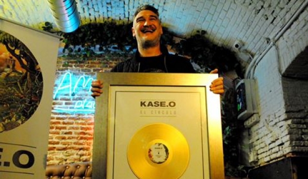 Kase.O - Disco de Oro por el Círculo