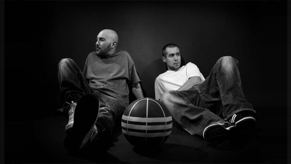 Legendario y Baghira - Pelotas