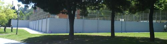 Muro Drassanes blanqueado