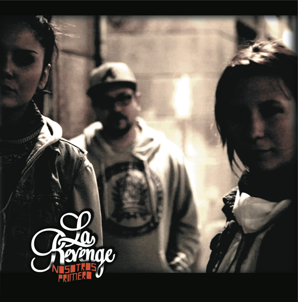 La Revenge: Nosotros primero (Descarga)